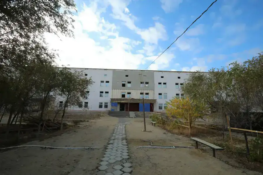 Нурдаулет Килыбай поручил ускорить ремонт больницы и восстановить работу газорегулирующей станции в Бейнеуской районе (5)