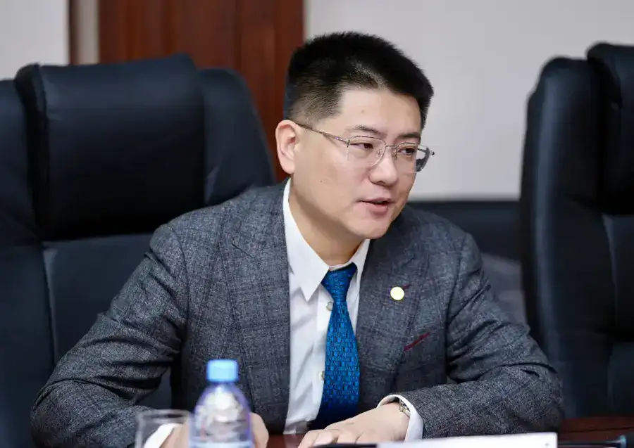 China Energy инвестирует $1 млрд в строительство солнечной и ветровой электростанций в Казахстане (4)