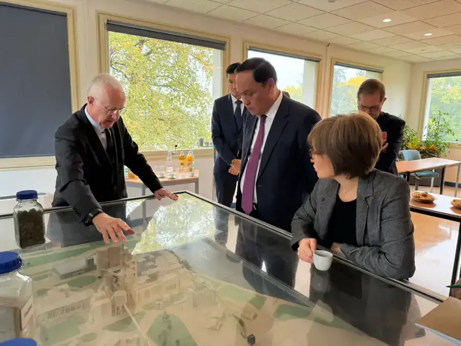 Делегация Жамбылской области провела переговоры во Франции по развитию инвестиционного сотрудничества (5)