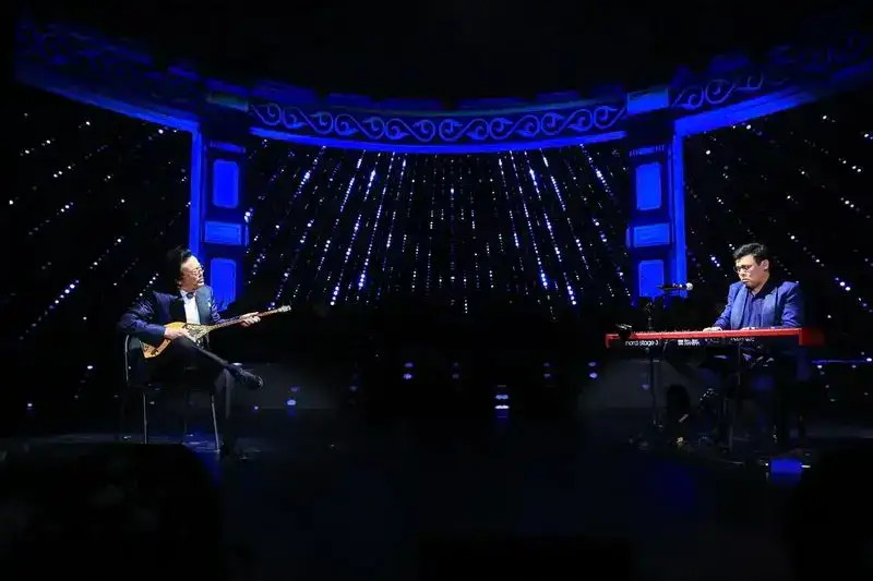 Карагандинцам вручили награды в преддверии Дня Республики (2)