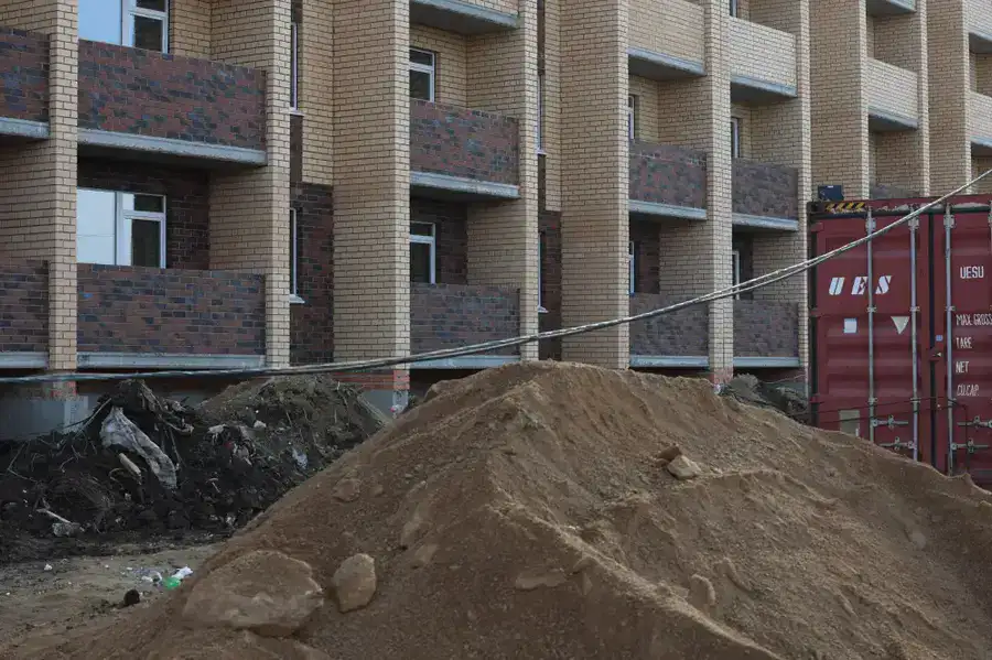 В Буландынском районе возводят 120-квартирный дом по программе «Реновация» (4)