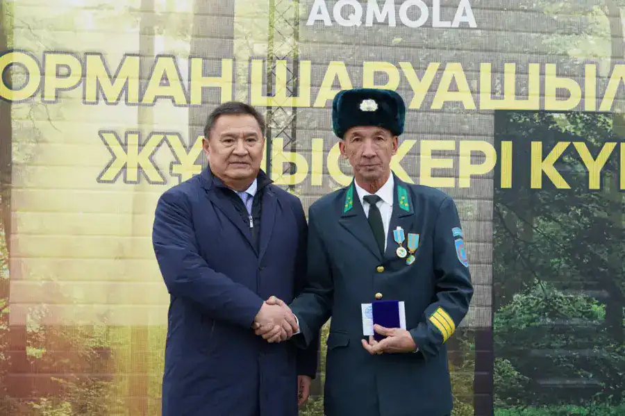 85 единиц новой спецтехники получили лесные хозяйства Акмолинской области накануне Дня Республики (7)