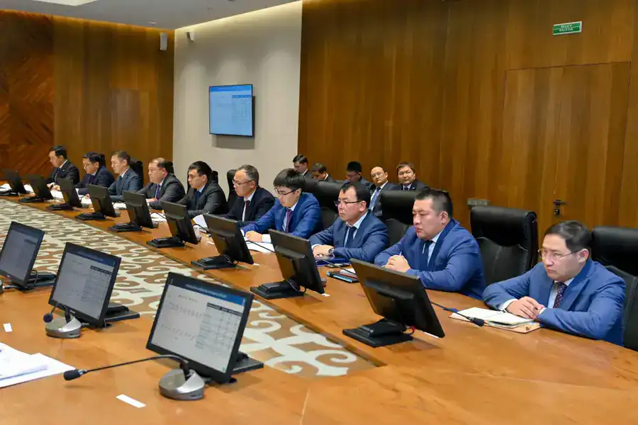 В области Абай рассмотрен вопрос ускорения темпов жилищного строительства (8)