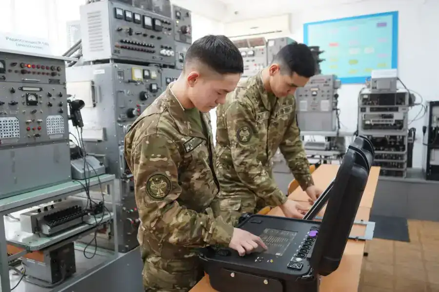 В учебном центре «Бітімгер» проверили готовность миротворцев к международной миссии (3)