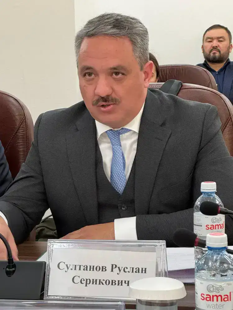 МИНЗДРАВ: КАЗАХСТАНСКИЕ ТОВАРОПРОИЗВОДИТЕЛИ ОБЪЕДИНЯЮТ УСИЛИЯ ДЛЯ РАЗВИТИЯ ФАРМОТРАСЛИ (3)