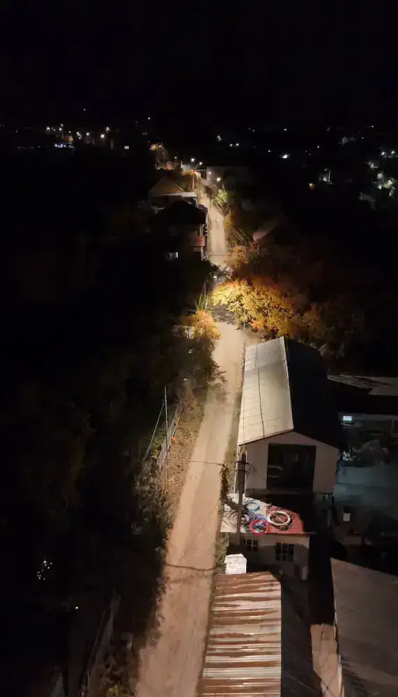 В Наурызбайском районе модернизируют освещение на 51 улице (6)