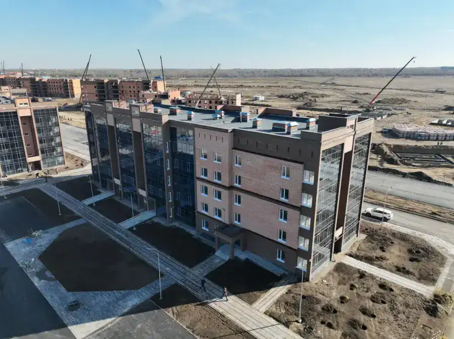 В канун празднования Дня Республики сданы первые квартиры в новом микрорайоне «Астана» (2)
