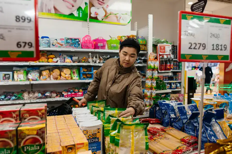 В Атырау в октябре продукты питания отечественного производства реализуются по ценам ниже на 15% (2)