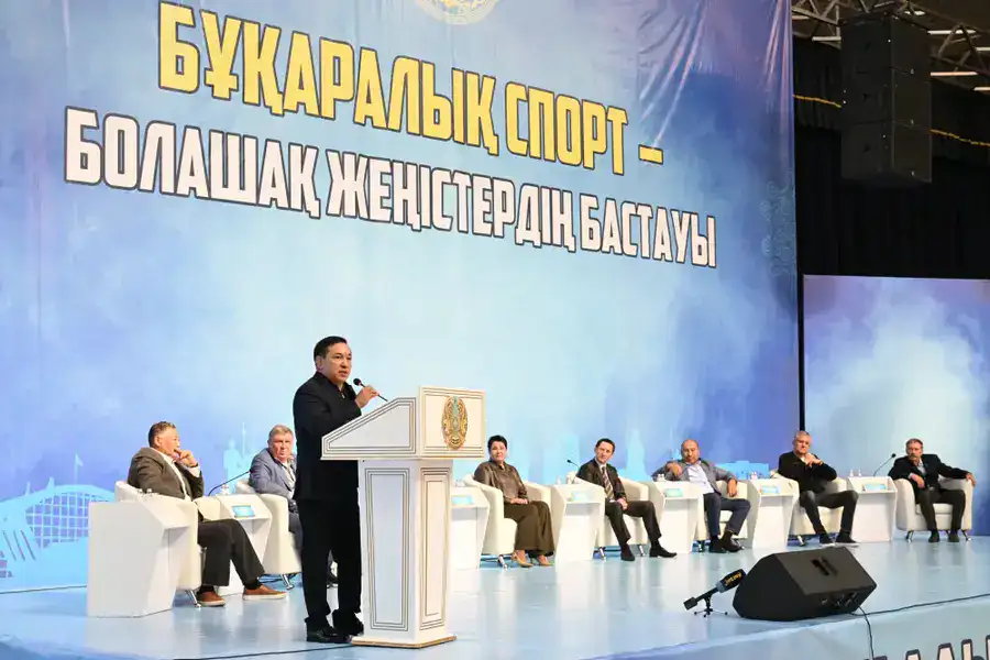 Молодежь Жетісу встретилась с олимпийскими чемпионами (10)