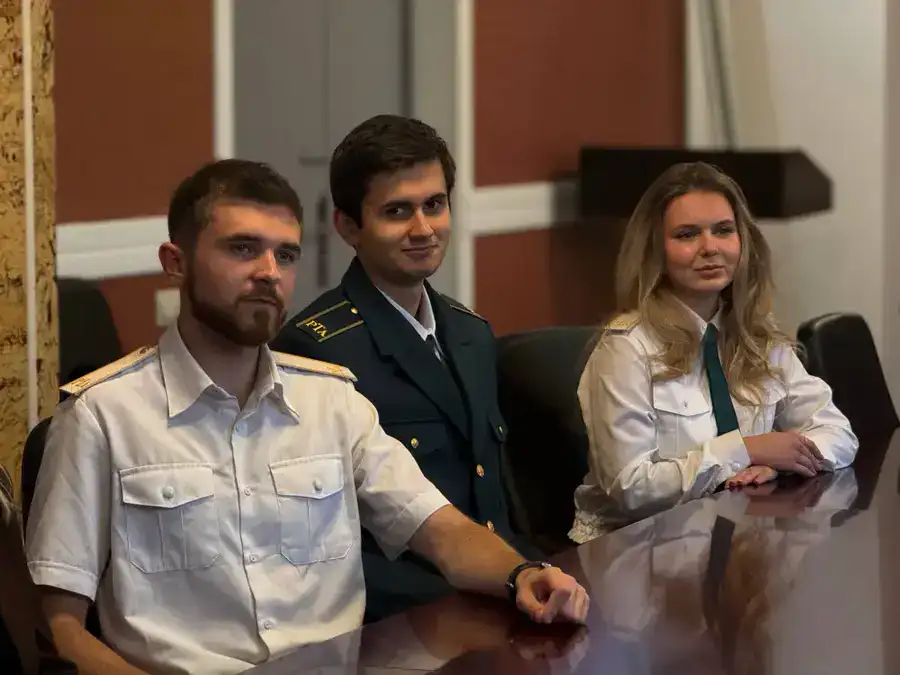 В Санкт-Петербурге состоялась встреча представителей КГД МФ РК со студентами Российской таможенной академии (2)