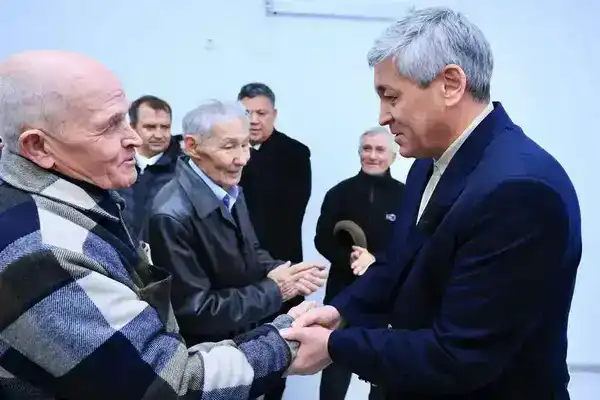 В Карагандинской области в День Республики открыли новые медицинские объекты (2)