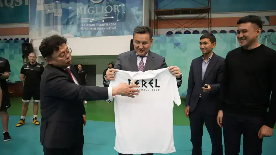 Спортсменки женского волейбольного клуба «Berel» ВКО вошли в тройку сильнейших команд страны (2)