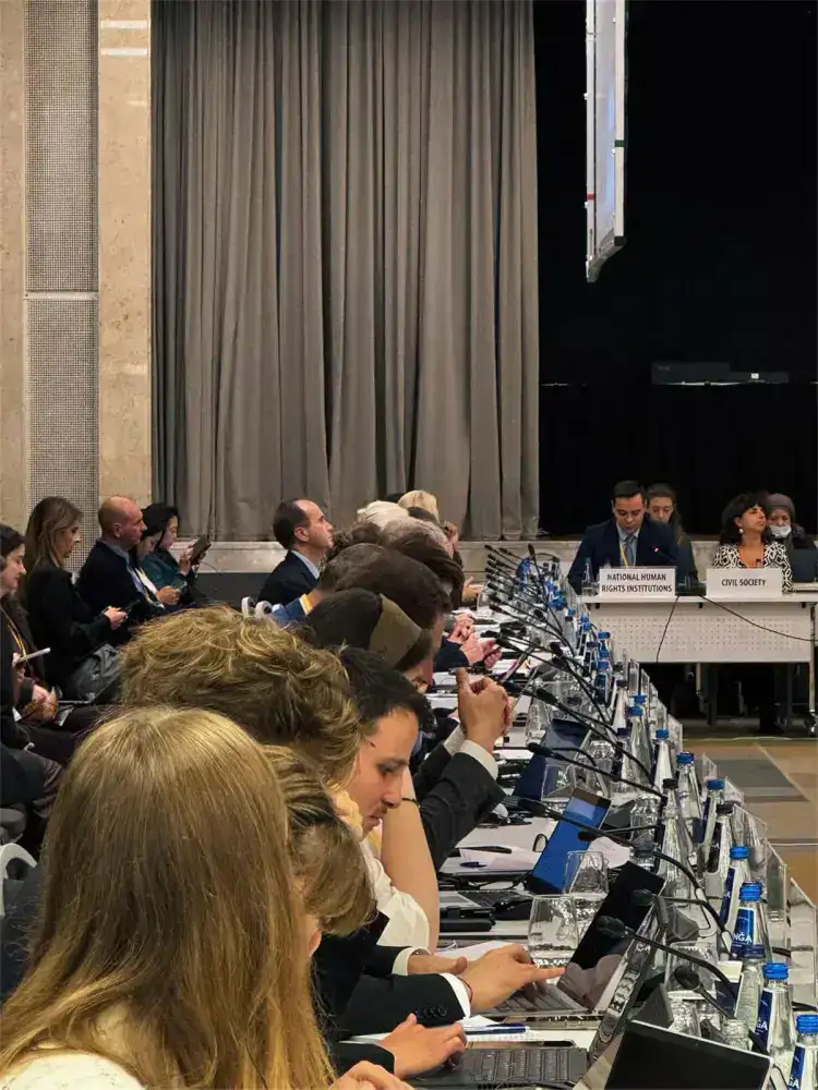 Омбудсмен на заседании ОБСЕ в Варшаве представил меры Казахстана по борьбе с рабством и защите беженцев (2)