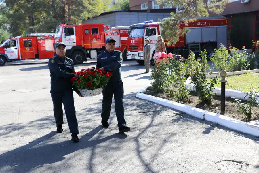В преддверии Дня Спасателя в Алматы открыт уникальный класс «Юный спасатель» (5)