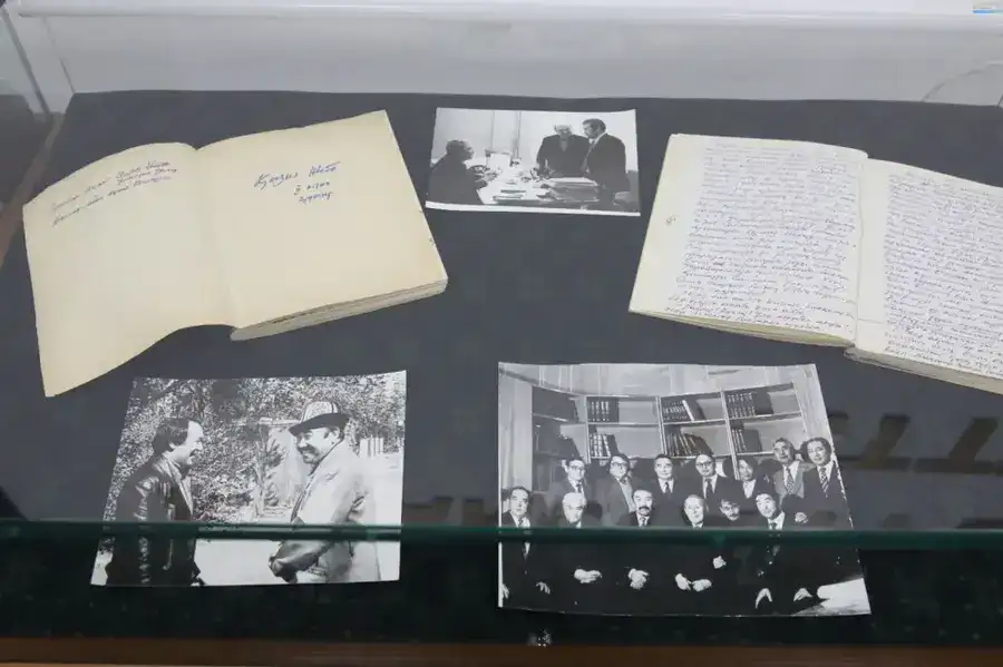 Ценное наследие Шерхана Муртазы передано в Национальный архив (2)