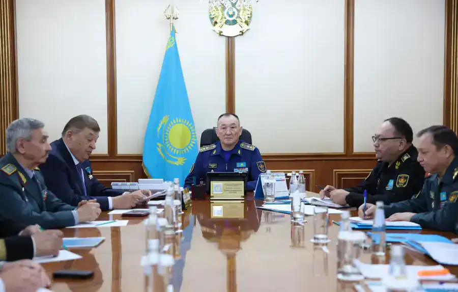 Министр обороны встретился с ветеранами Вооруженных сил (6)