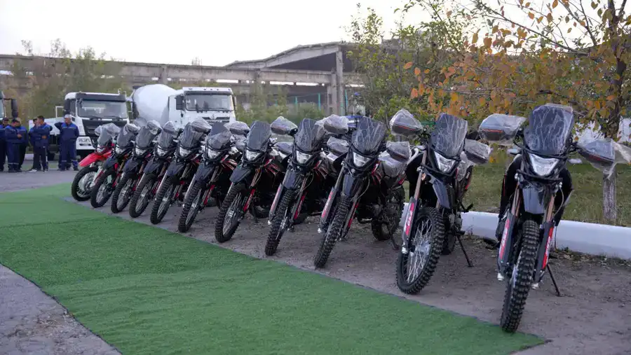 Новую спецтехнику получили водники Алматинской области накануне Дня Республики (5)