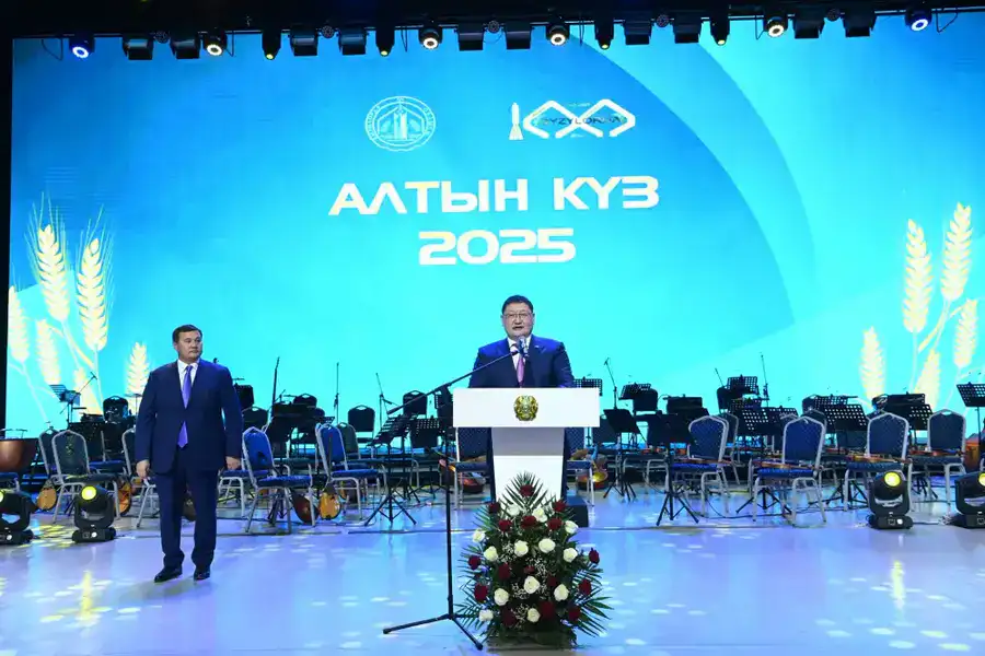 В Кызылорде состоялось торжественное мероприятие «Золотая осень-2025» (6)
