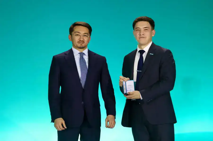 ПРЕПОДАВАТЕЛЬ КОЛЛЕДЖА ОБЛАСТИ АБАЙ ПРЕДЛОЖИЛ НОВЫЕ СПЕЦИАЛЬНОСТИ В СФЕРЕ ИИ (3)