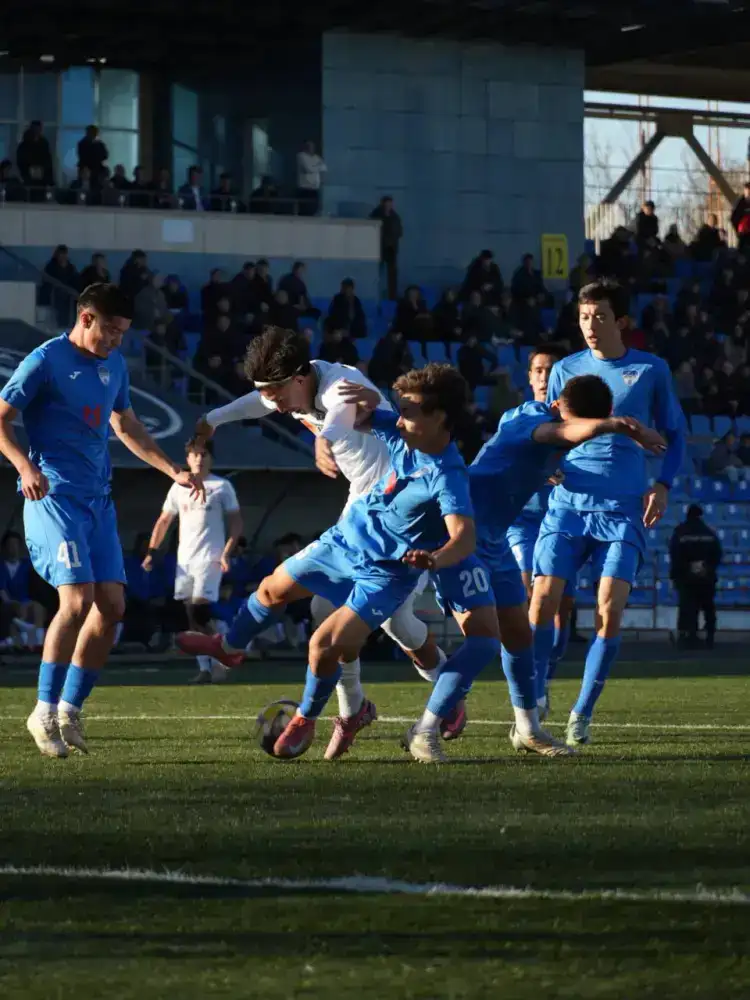 Впервые за 15 лет футбольный клуб ВКО вышел в Премьер-лигу (2)