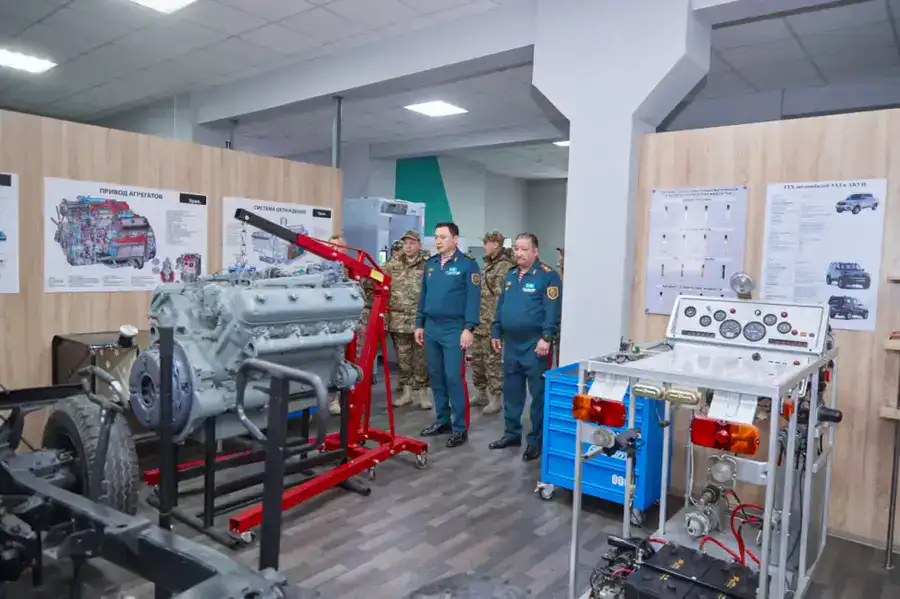 Главнокомандующий Национальной гвардией проверил воинские части в городе Усть-Каменогорск (5)