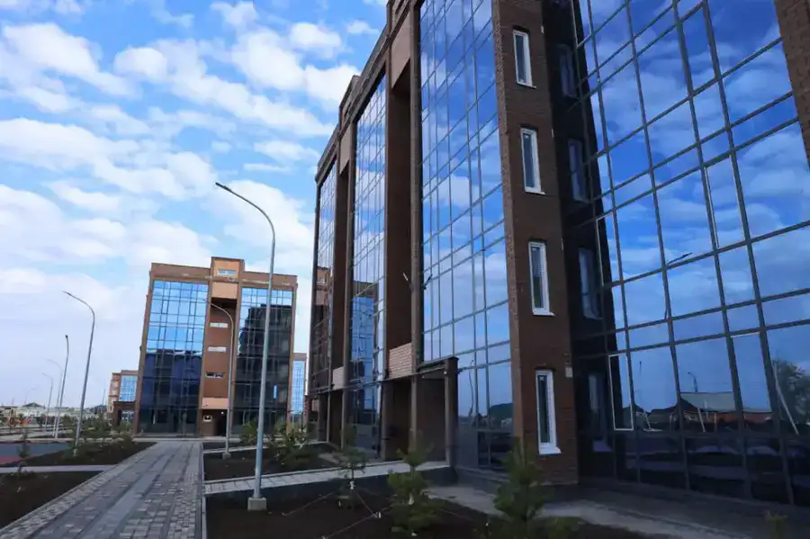 В канун празднования Дня Республики сданы первые квартиры в новом микрорайоне «Астана» (4)