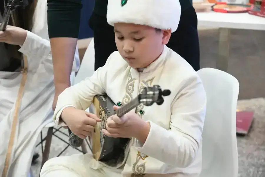 В Астане прошла акция «Ашық алаң» (6)