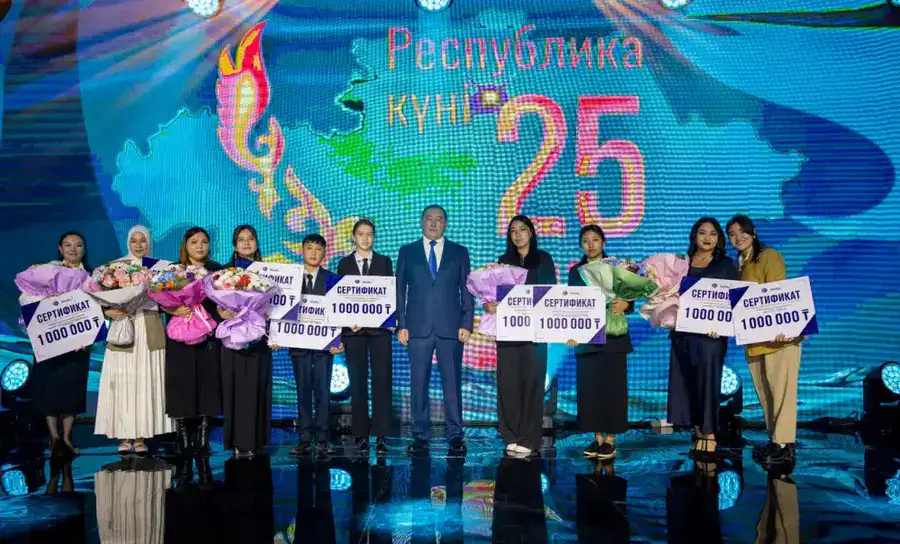 Имена победителей гранта «Тәуелсіздік ұрпақтары» опередили в День Республики в Алматинской области (2)