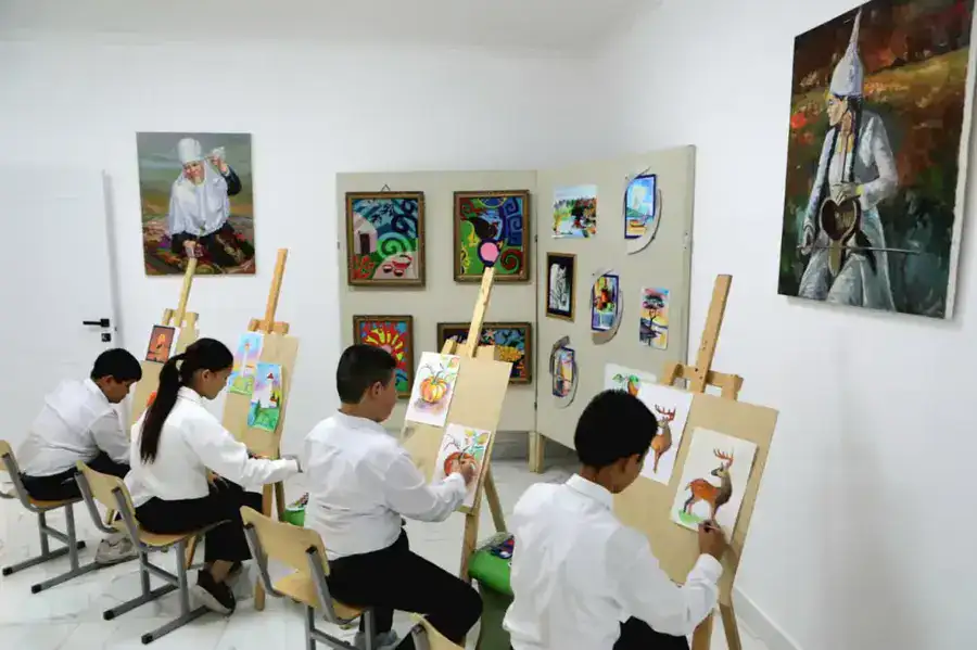 В ТУРКЕСТАНЕ ОТКРЫТ СОВРЕМЕННЫЙ ЦЕНТР ИСКУССТВ (2)