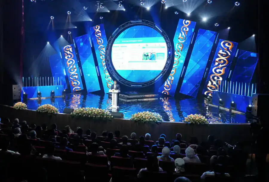 В ТУРКЕСТАНЕ ПРОШЛО ТОРЖЕСТВЕННОЕ МЕРОПРИЯТИЕ «ҚЫРАН ЕЛІМ – ҚАЗАҚСТАНЫМ!», ПОСВЯЩЁННОЕ ДНЮ РЕСПУБЛИКИ (5)