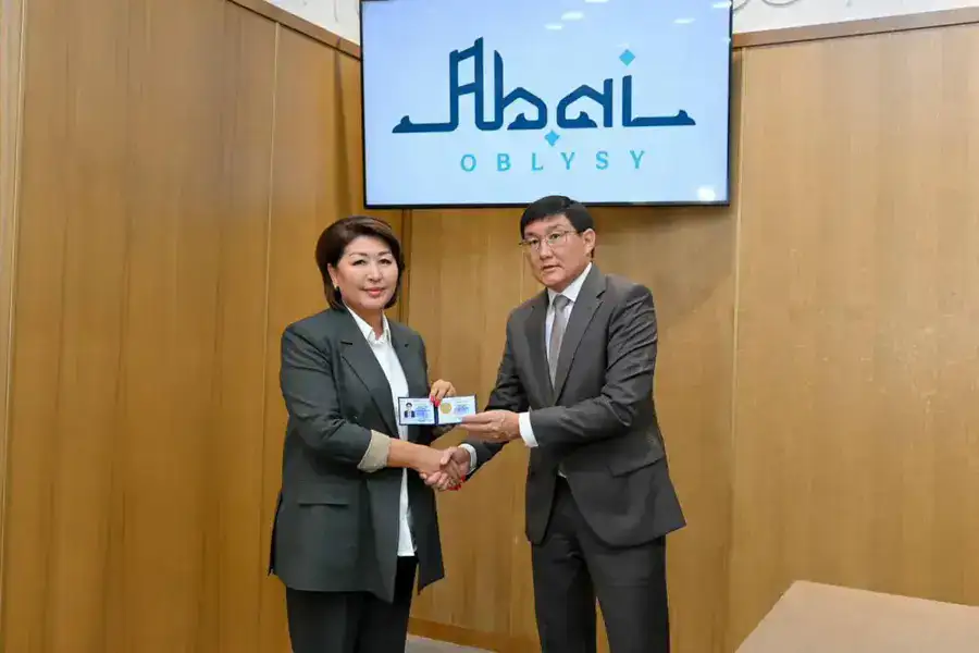 Аким области представил нового акима города Семей (4)