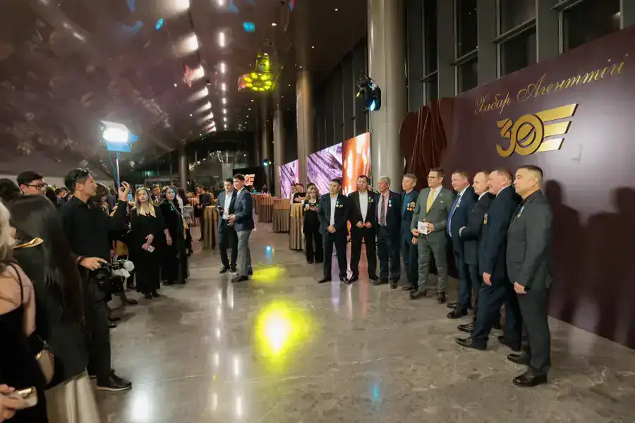 «Хабару» – 30 лет: Президент Казахстана поздравил с юбилеем легендарное агентство (8)