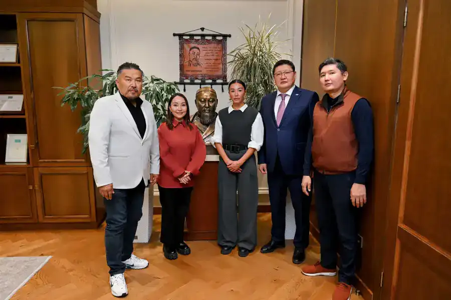 Состоялась встреча с дочерью Мустафы Озтюрика – Неслихан (9)