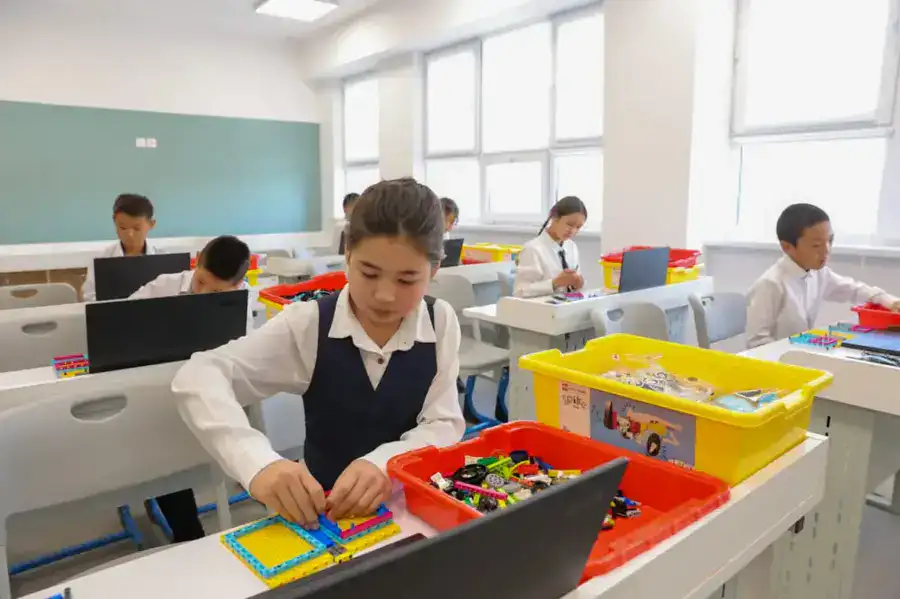 В Кордайском районе открылись две новые школы в рамках нацпроекта «Школы будущего» (6)