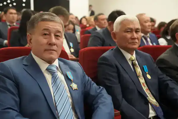 Государственные награды ко Дню Республики получили более 30 сотрудников подведомственных организаций МСХ (4)