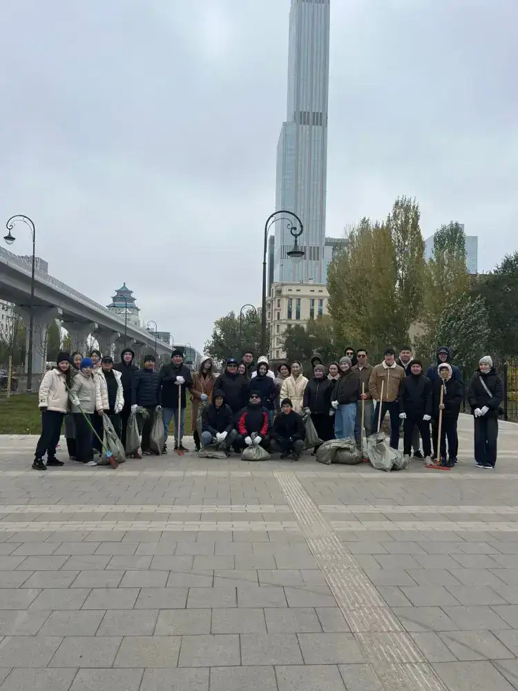 Сотрудники МСХ приняли участие в республиканском субботнике (6)