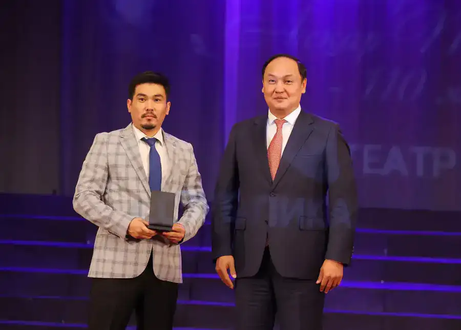 В Таразе стартовал республиканский театральный фестиваль (7)