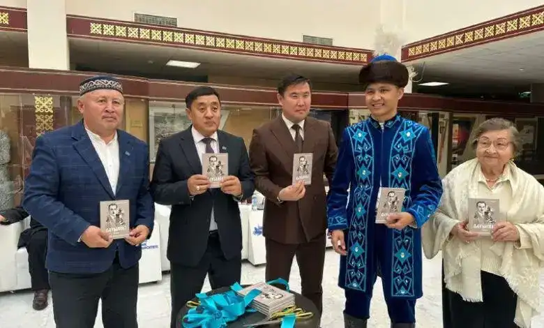 В Астане прошла конференция «Сырбай Мауленов: поэтическое наследие, солдатский дух, гражданская идентичность» (3)