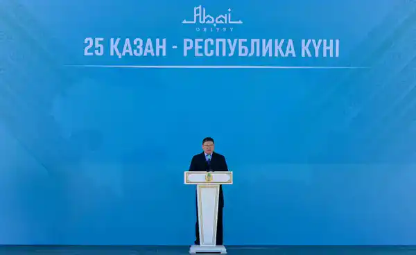 В День Республики в Семее открылся новый парк (2)