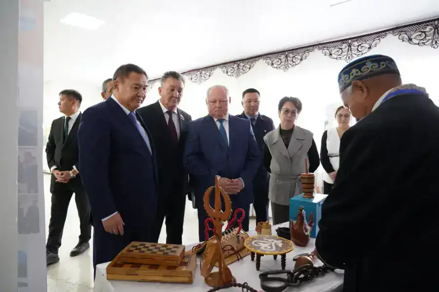 Аким Акмолинской области Марат Ахметжанов встретился с жителями Егиндыкольского района (3)