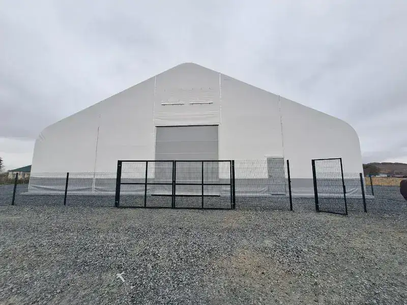 В посёлке Мойынты Шетского района появился крытый футбольный стадион (2)