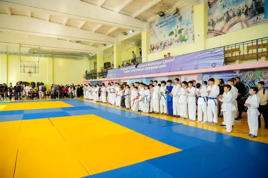 Городской турнир по рукопашному бою ко Дню Республики провели в Астане (3)