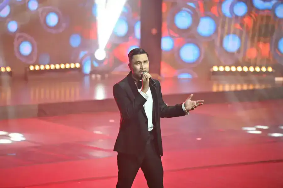 «Мерейлі отбасы – 2025»: В Астане наградили 20 образцовых семей Казахстана (5)