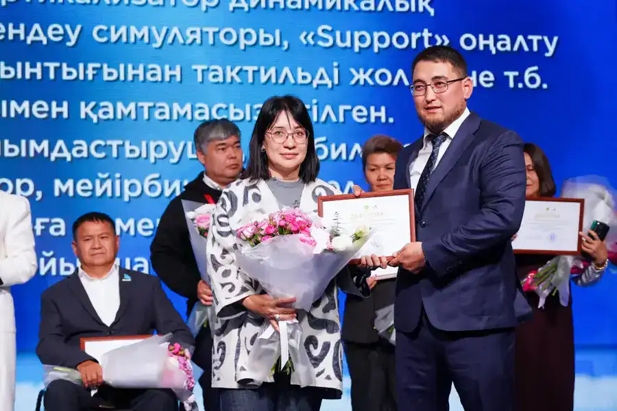 Определены победители государственной премии для НПО и обладатели Почетного звания в сфере благотворительности (2)