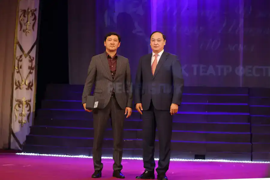 В Таразе стартовал республиканский театральный фестиваль (5)