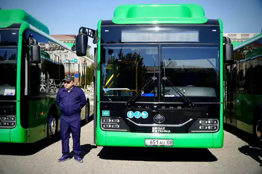 Автопарк Тараза пополнился 24 новыми автобусами (5)
