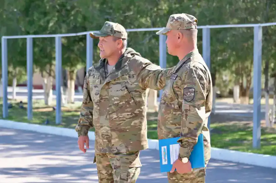 Заместитель министра обороны проверил готовность южных гарнизонов к зимнему периоду (6)