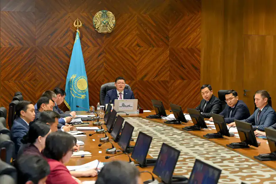 В области Абай рассмотрен вопрос ускорения темпов жилищного строительства (7)