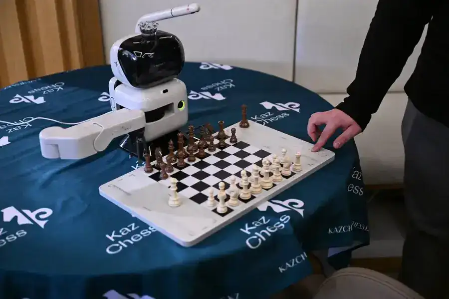 В Астане стартовала шахматная олимпиада для людей с особыми потребностями (2)