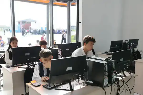 В Жамбылском районе открыли новый центр: культура, спорт, образование и архив под одной крышей (10)